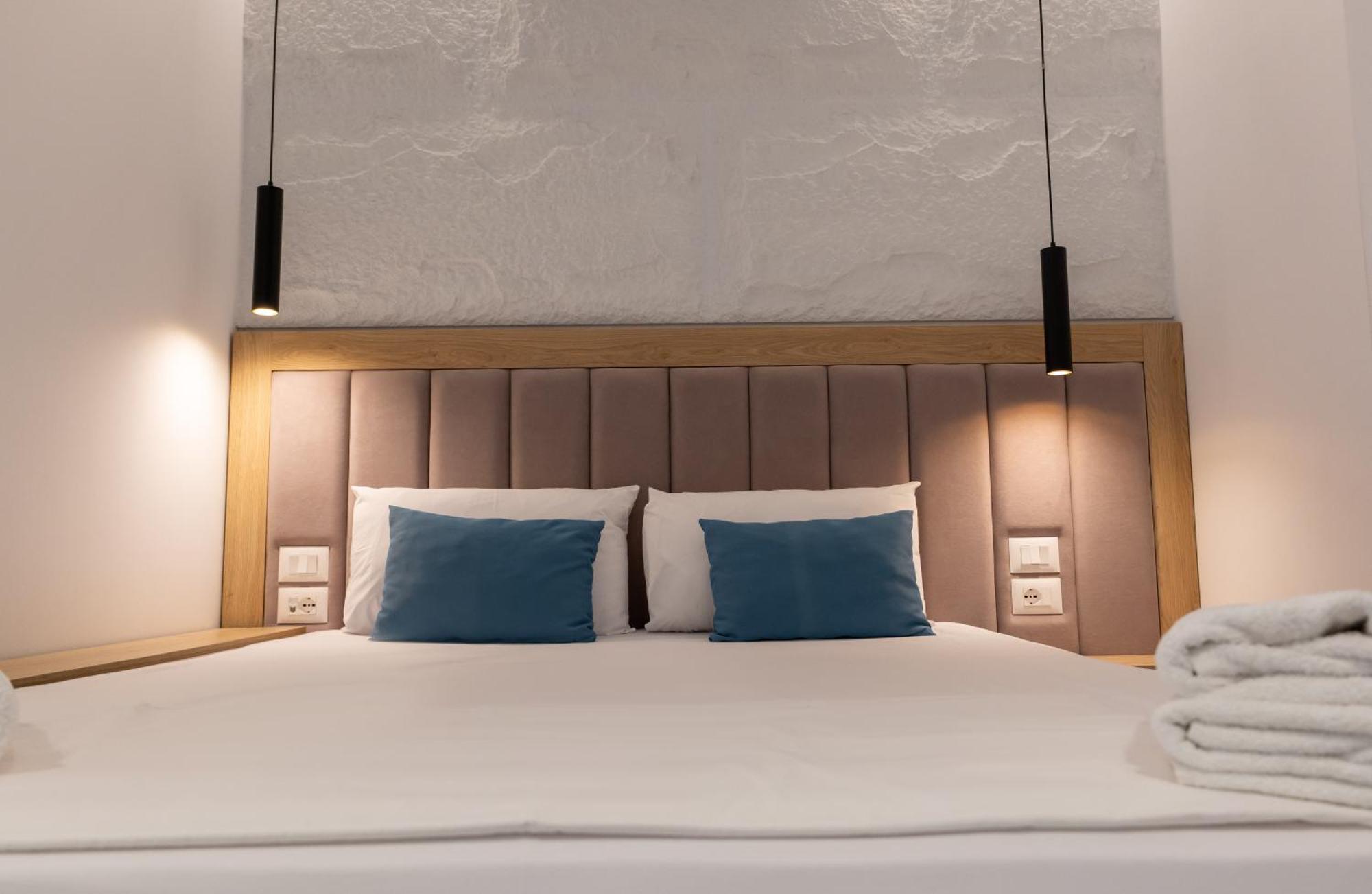 קסאמיל Monel Hotel מראה חיצוני תמונה
