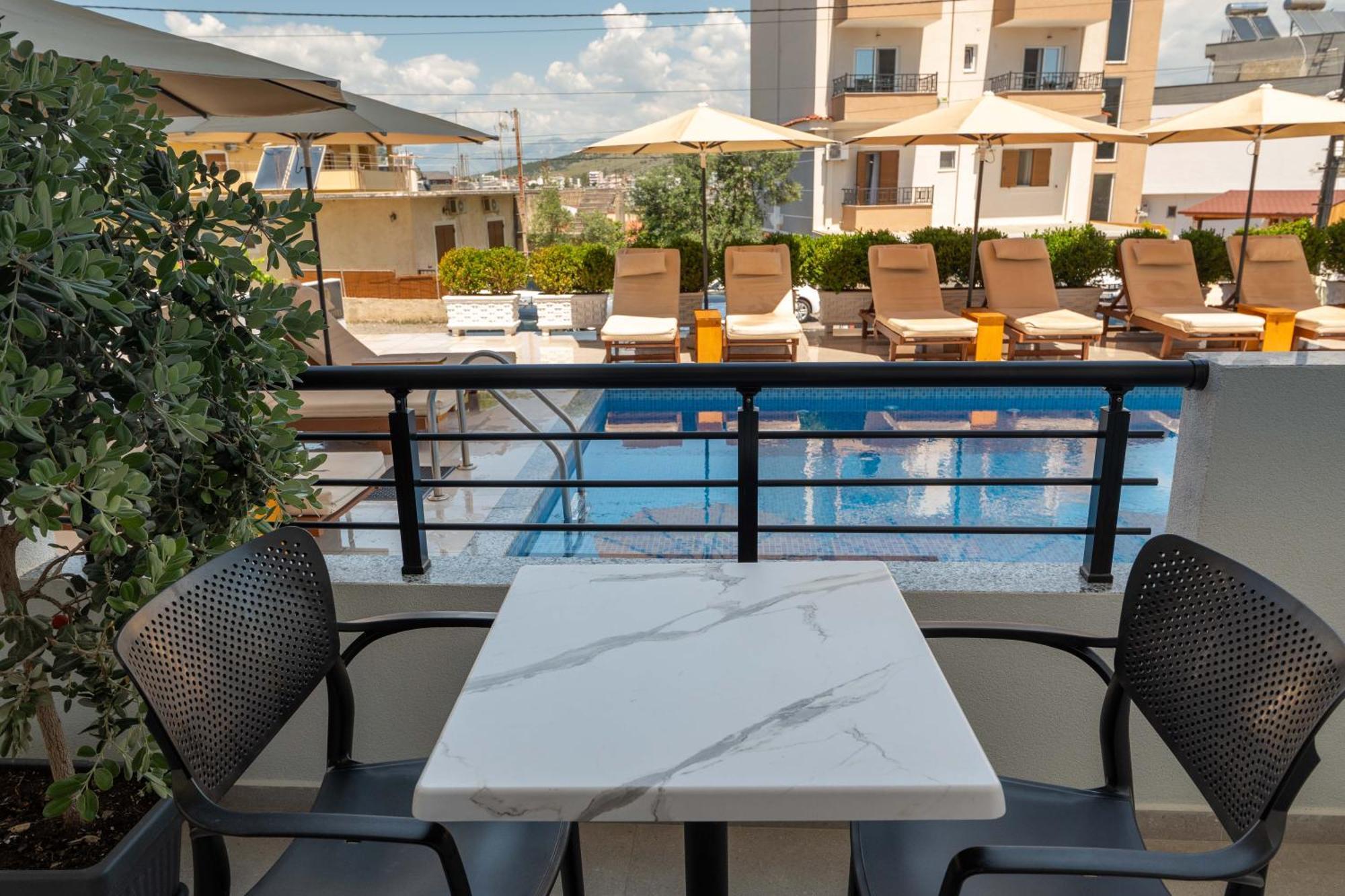 קסאמיל Monel Hotel מראה חיצוני תמונה